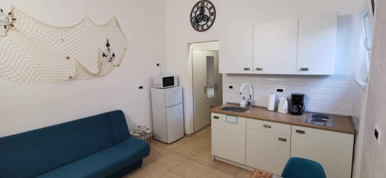 Apartments K&D Пула Екстериор снимка